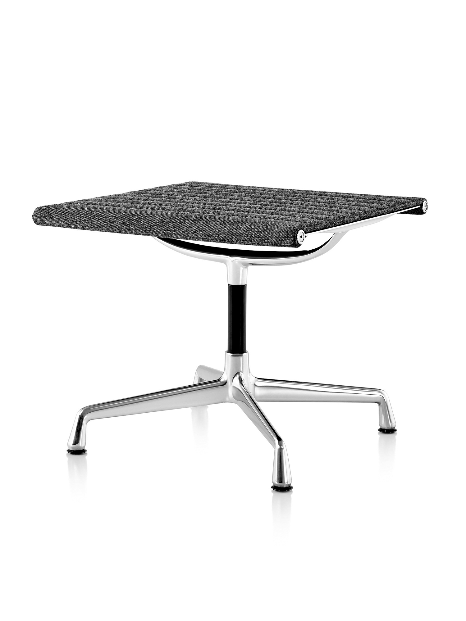 华体会体育官方在线官网 - 坐具|躺椅|办公家具|华体会体育官方在线官网家具|伊姆斯户外躺椅